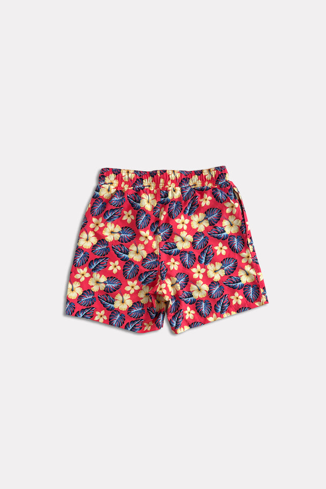 Costume uomo a pantaloncino con elastico in vita e coulisse. Due ampie tasche e rete interna molto confortevole, progettata per fornire supporto e copertura.