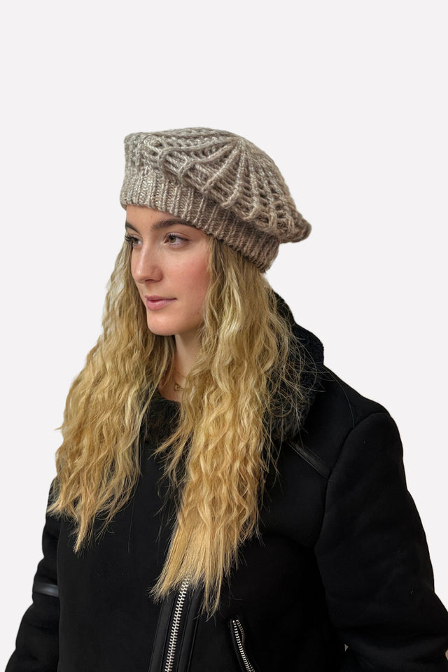 Basco Donna Miley Natural natural indossato lato